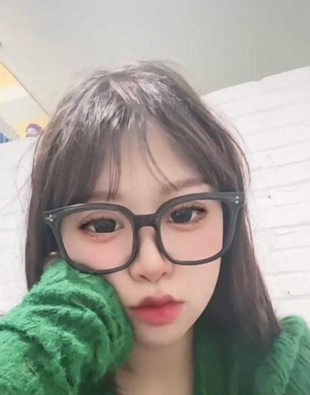 罗湖大胸器 小雪